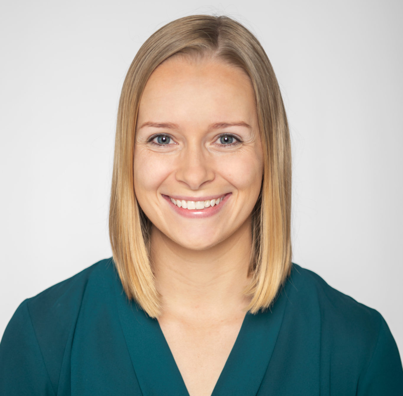 Rachel pfeifle headshot